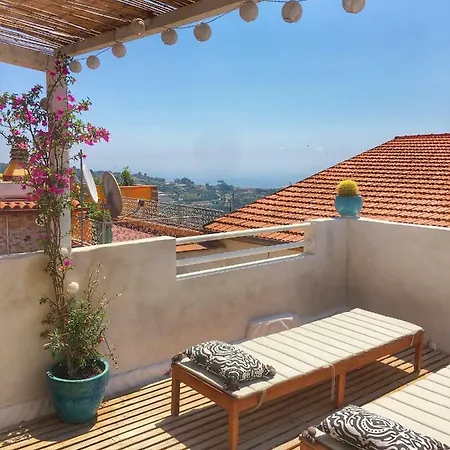 Maison Buonaparte, Luxury Sea View Private House Nyaraló