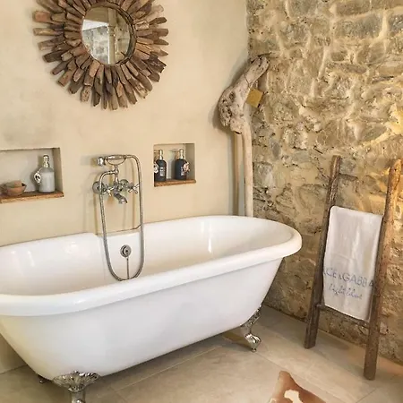 Maison Buonaparte, Luxury Sea View Private House Nyaraló *